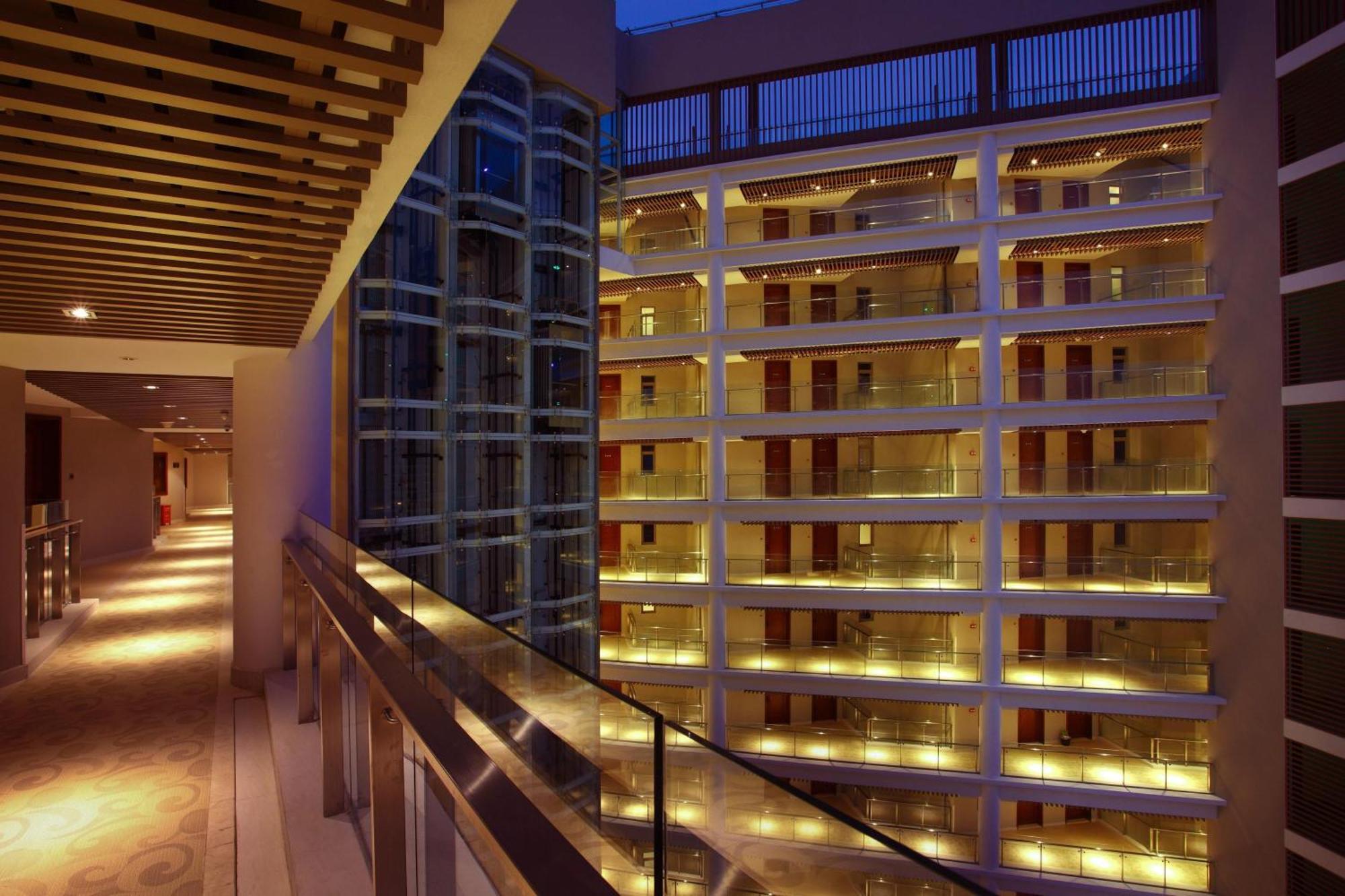 Sanya Seacube Holiday Hotel Esterno foto